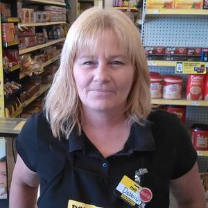 Meet your Posher, Debbie